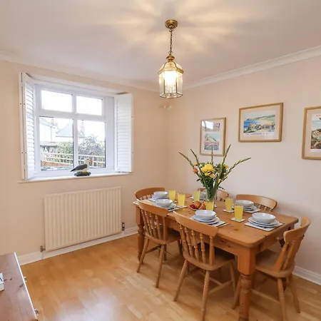 Дом отдыха Maypole Уитби