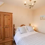 Maypole بيت للعطل ويتبي