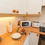 Maypole * ويتبي