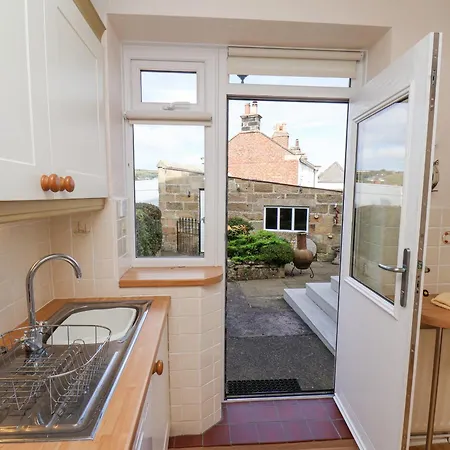 2 Maypole Holiday home